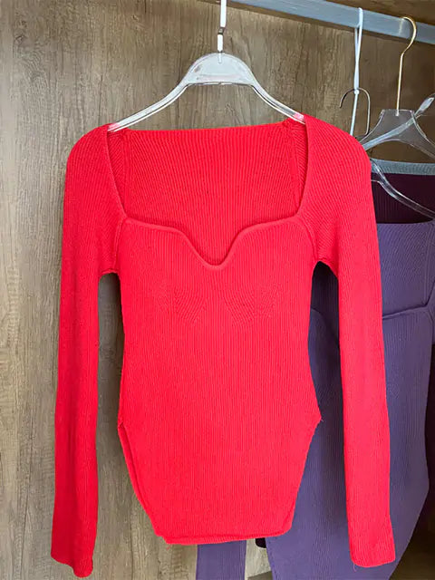 Long-Sleeved Knitted Pullover